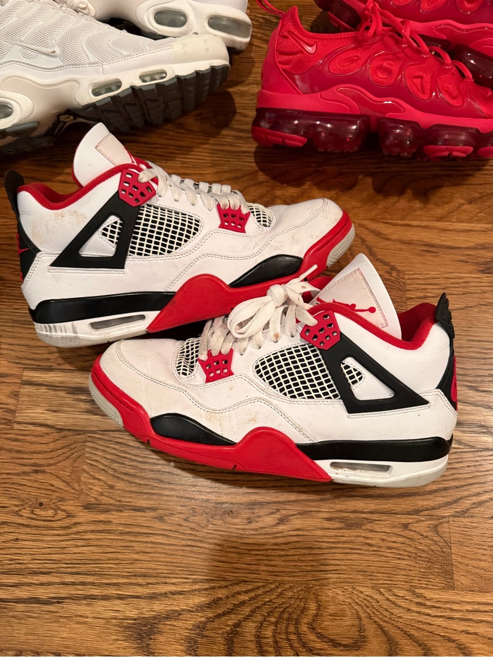 Various NIKE JORDAN sneaker Womens Mixed Sneaker Lot Like New Used sizes 8-11 - Picture 3 of 16